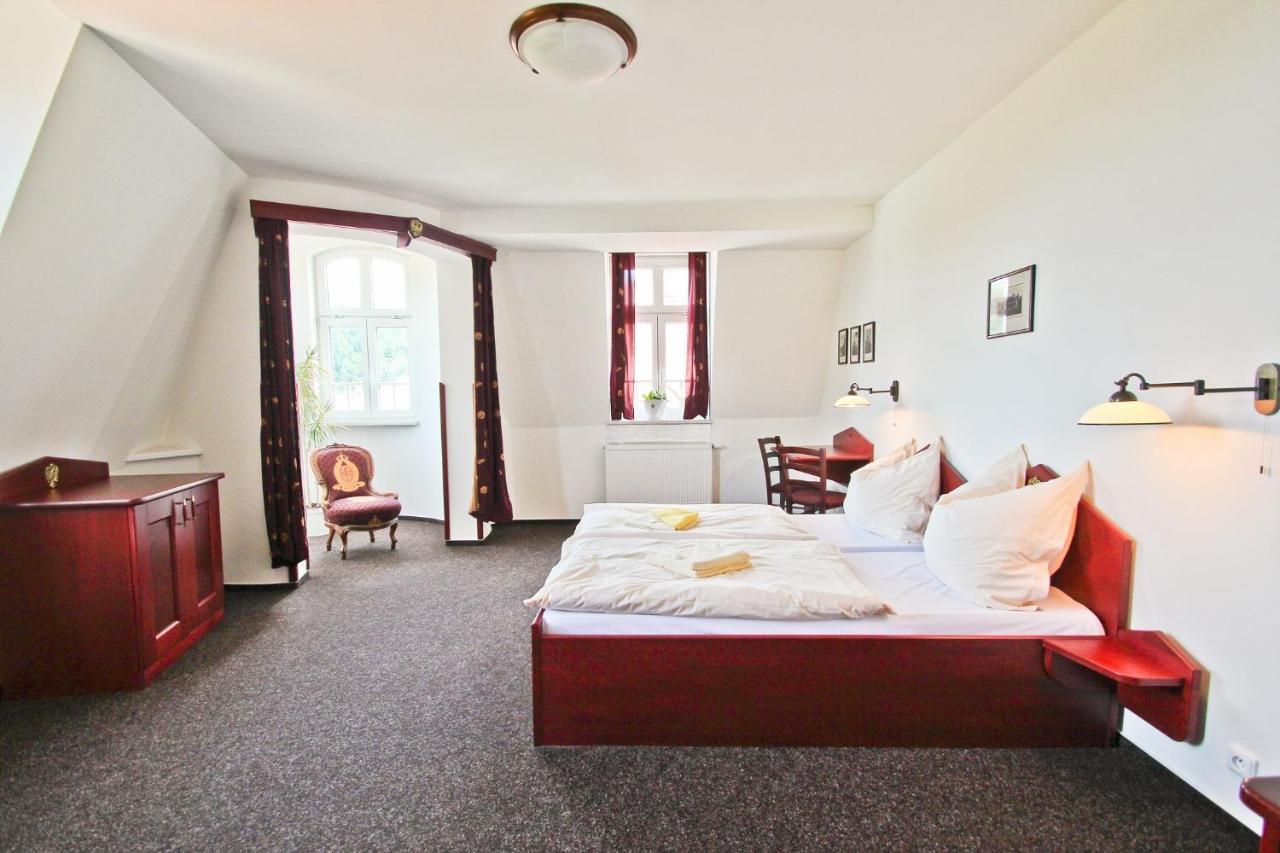 Hotel Cisar Ferdinand Локет Номер фото