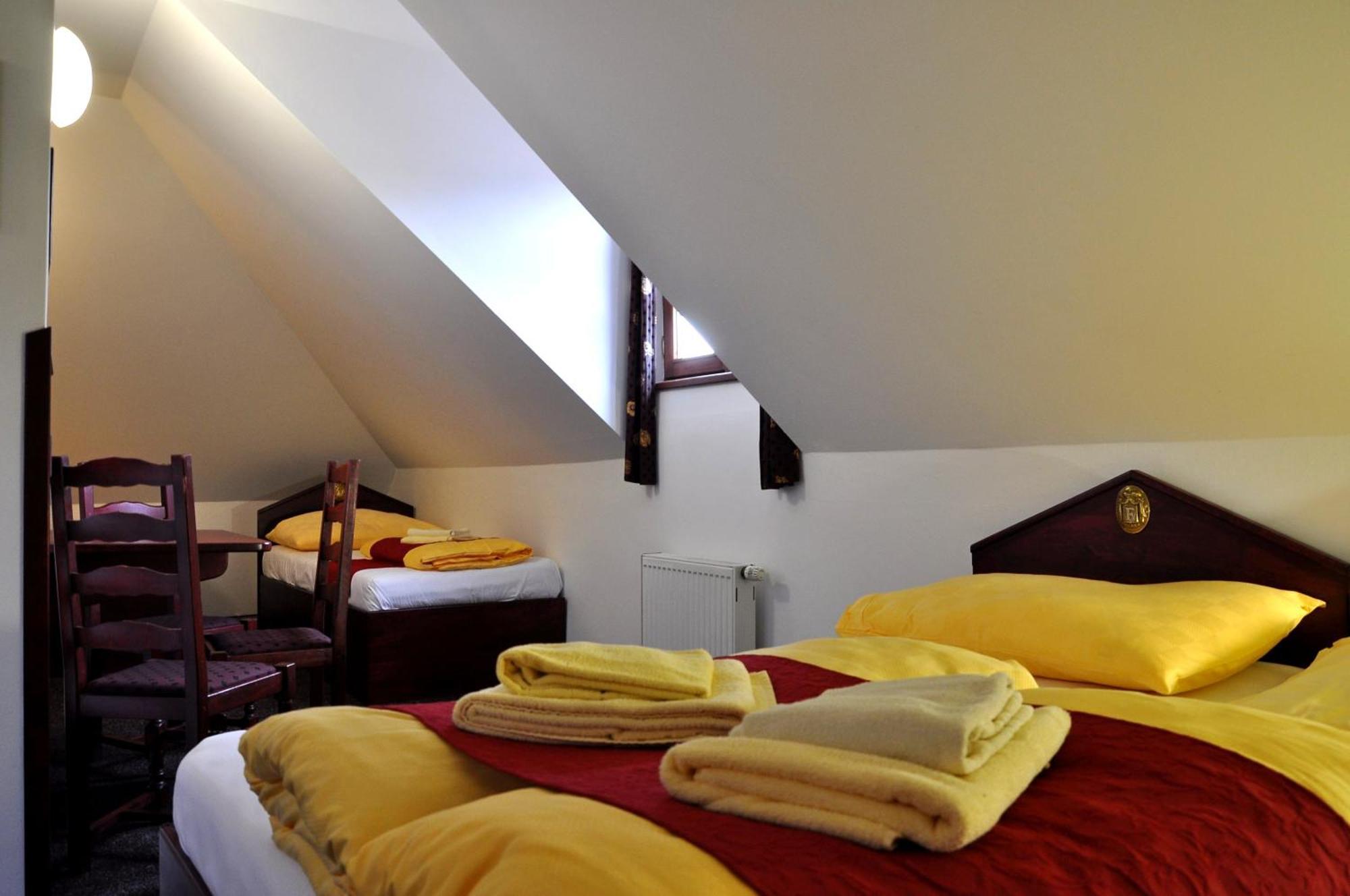 Hotel Cisar Ferdinand Локет Номер фото